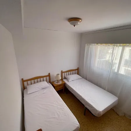 Apartamento En Segunda Linea En